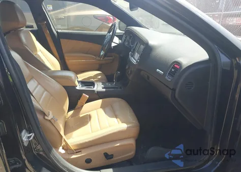 2011 Dodge Charger R/T из США, поврежденный, VIN 2B3CL5CT5BH513820